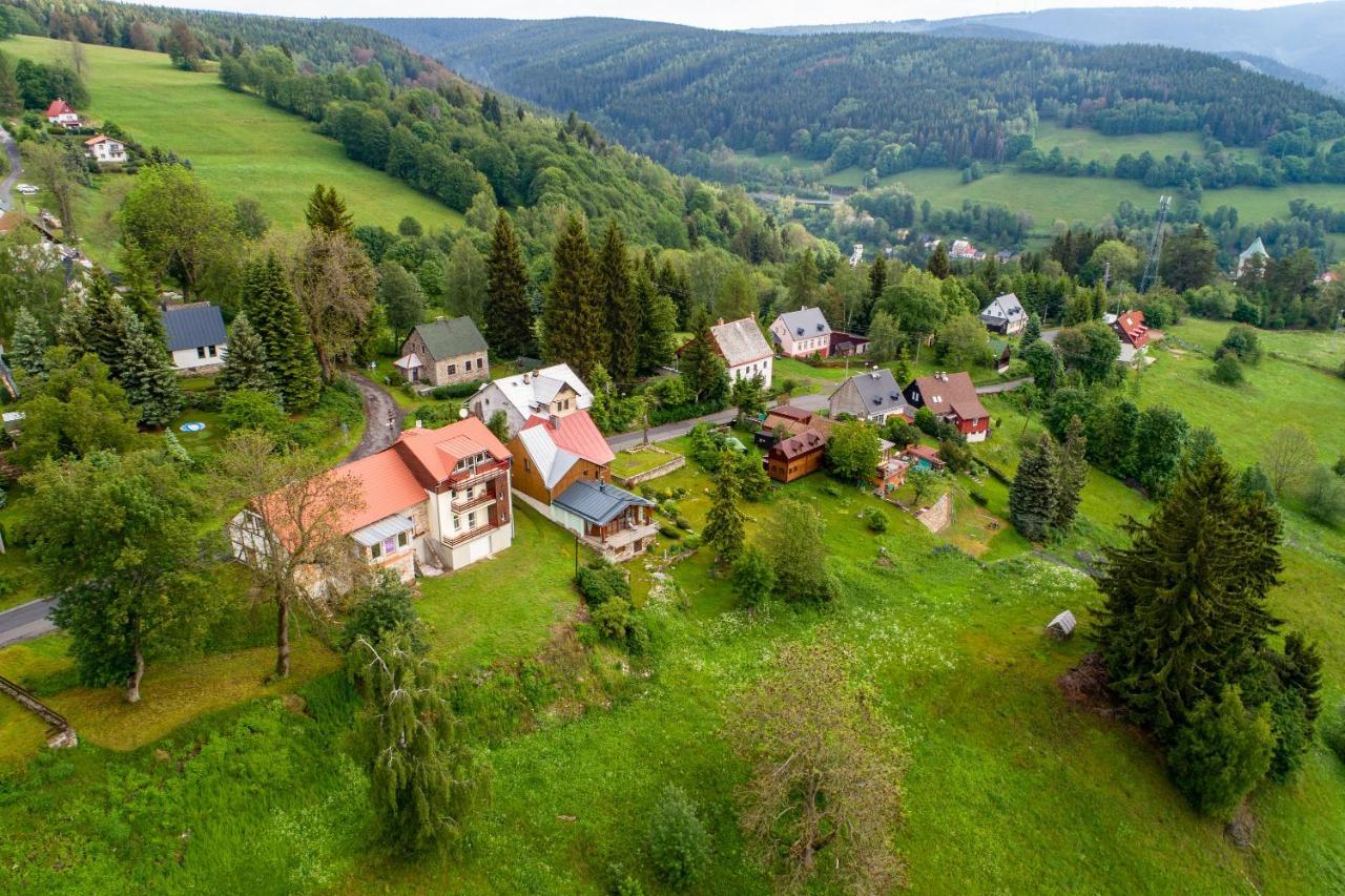 Apartmany Nad Slikovkou Jáchymov Zewnętrze zdjęcie